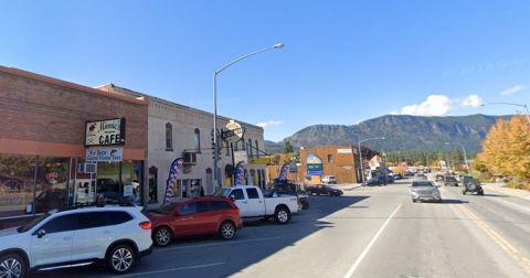 The Homestyle Restaurant In Montana With Food So Good You'll Ask For Seconds... And Thirds