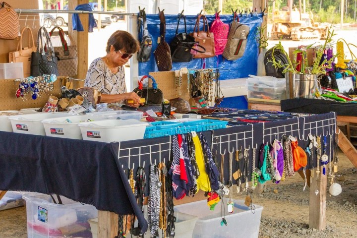 outdoor flea markets in Arkansas