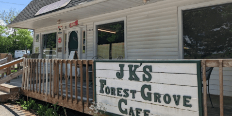 The Best Beer Cheese In Kentucky Is Hiding Miles Down A Bumpy Rural Road, But It's So Worth The Effort