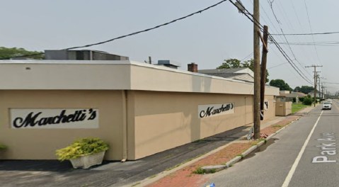 The Humble Italian Restaurant In Rhode Island That's Been Owned By The Same Family For Over 30 Years