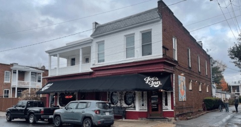 The Spaghetti Dinner From Joe's Inn In Virginia Is So Big, It Could Feed An Entire Family