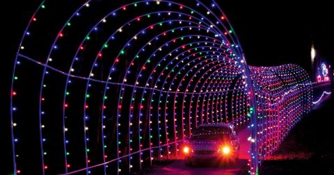 9 Christmas Light Displays In Indiana That Are Pure Holiday Magic