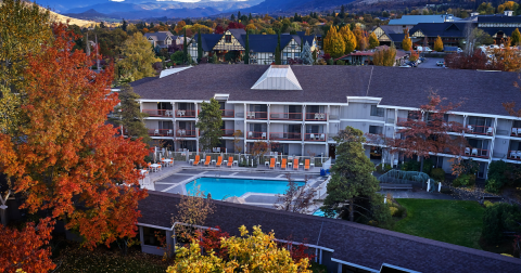 With A Pool, Tennis Courts, And Large Suites, Ashland Hills Hotel In Oregon Is A Dreamy Family Getaway