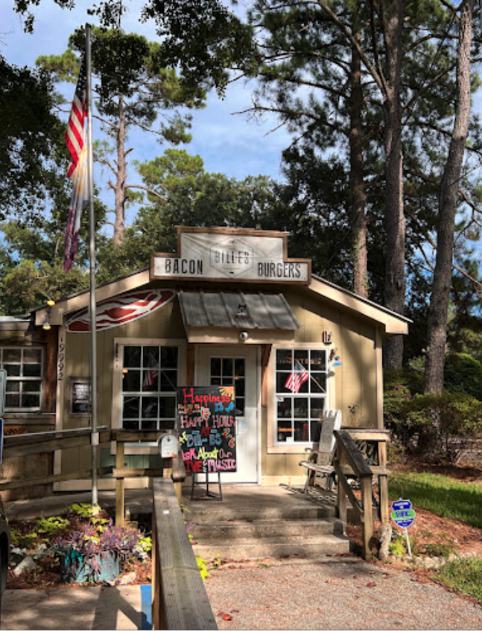 Bill-E's exterior, a bacon themed restaurant in Fairhope, Alabama