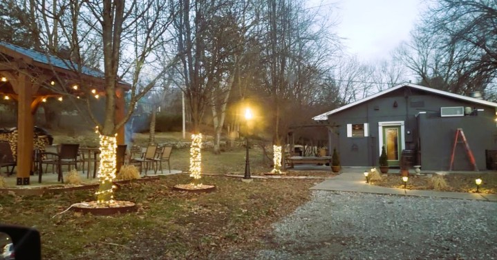 restaurant at the edge of Arkansas