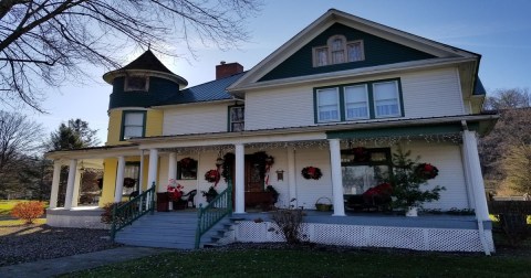 This Stunning European-Inspired Bed And Breakfast In West Virginia Is The Perfect Place For A Trip