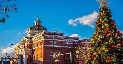 Kick Off The Holiday Season With A Visit To The Most Charming Tree Lighting In West Virginia