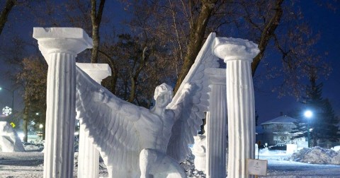 With Tons Of Different Attractions, This Winter Festival In Minnesota Is A Must-Visit