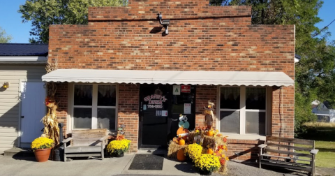 The Tiny Restaurant In Kentucky That Only Serves A Handful Guests At A Time