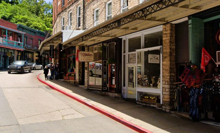 tiny restaurant in Arkansas