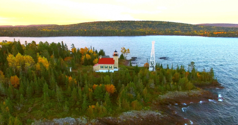 The Enchanting Town In Michigan Is One Of The Best Places To Enjoy Autumn