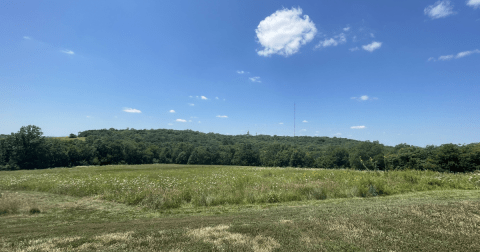 This Hiking Trail In Topeka, Kansas Is The Perfect Day Trip Destination