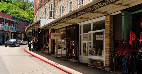 The Tiny Restaurant In Arkansas That Only Serves A Handful Of Guests At A Time