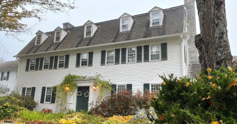 The Adults-Only Restaurant In New Hampshire Where You Can Enjoy A Peaceful Meal