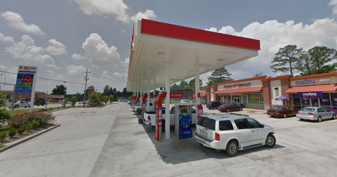 Don't Pass By This Unassuming Southern Restaurant Housed In A Louisiana Gas Station Without Stopping