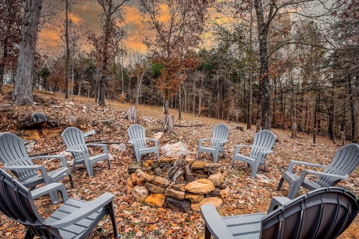 vacation rental with mountain views in Jasper