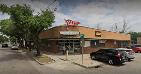 This 100-Year Old Diner Is One Of The Most Nostalgic Destinations In Texas