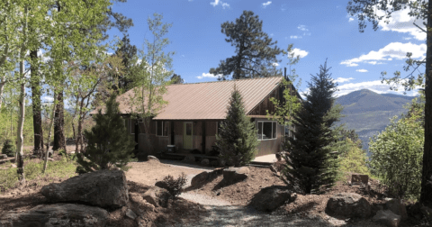 Spend The Night In This Incredible Colorado Cabin For An Unforgettable Adventure