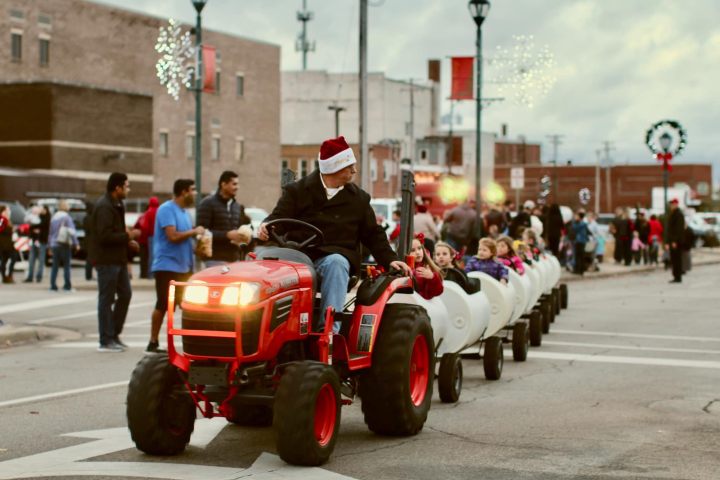 Places to Go for Christmas in Illinois