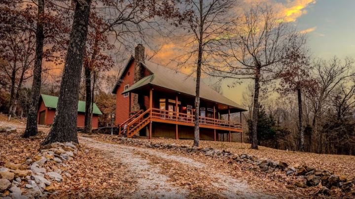 vacation rental with mountain views in Jasper