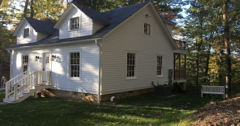 This Farmhouse On A Nature Preserve In West Virginia Is The Coolest Place To Spend The Night