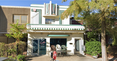 Taste The Best Biscuits And Gravy In Missouri At This Beloved Neighborhood Café