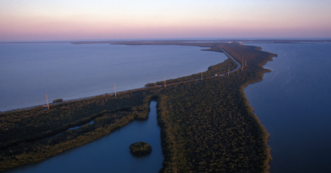 The Cozy Small Town In Florida That Comes Alive During The Winter