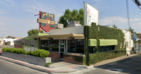 Taste The Best Biscuits And Gravy In Southern California At This Unassuming Cafe