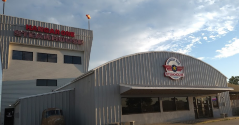 The Plane-Themed Restaurant In Kansas Is Truly Enchanting