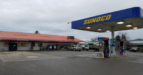 Taste The Best Pepperoni Rolls In West Virginia At This Small Town Convenience Store