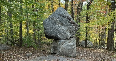 The Iconic Hiking Trail In Massachusetts Is One Of The Coolest Outdoor Adventures You’ll Ever Take