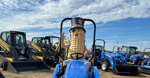 Few People Know The Real Reason Behind Dothan Becoming The Peanut Capital Of The World