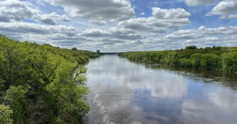 The Mississippi Gorge Loop Trail In Minnesota Is An Urban Hidden Gem Worth Exploring