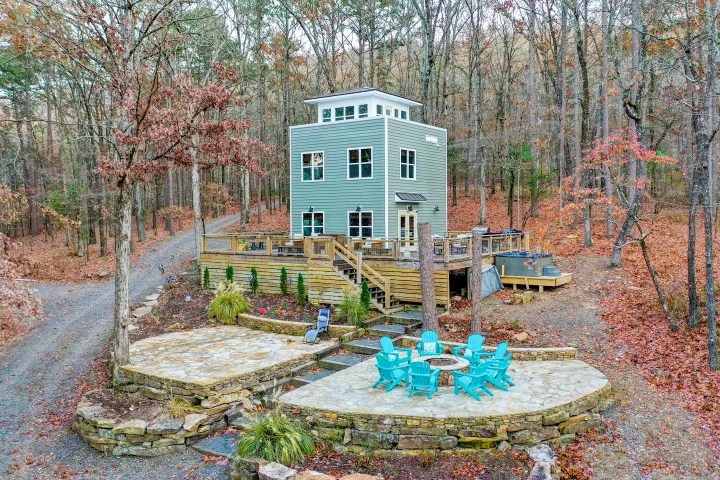 scenic Airbnbs in Arkansas