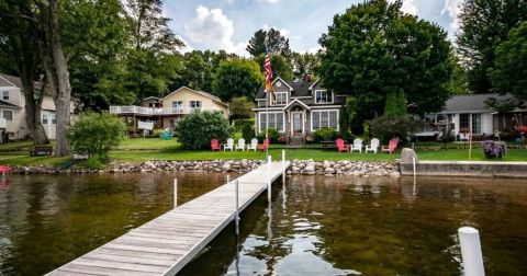 You Won't Believe The Views You'll Find At This Incredible Airbnb In Indiana