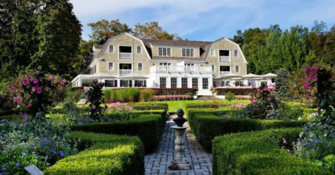 This Enchanting Garden Restaurant In Connecticut Will Transport You To Another World