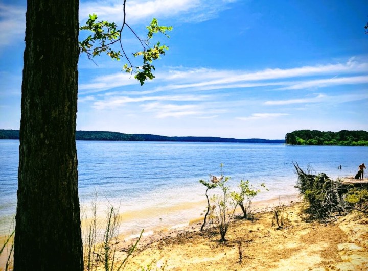 stunning lakes in Arkansas