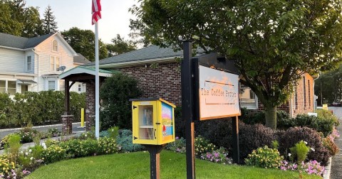 You Can Get A Fresh-Baked Pastry In The Drive-Thru At This Quaint Eatery In New Jersey