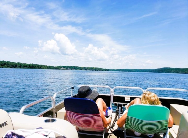 stunning lakes in Arkansas