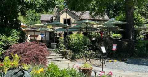 This Enchanting Garden Restaurant In Maryland Will Transport You To Another World