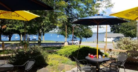 It's An Epic Adventure Taking A Boat To Dine At This Restaurant In Vermont