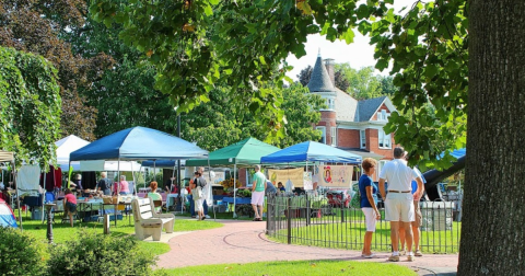 The Seasonal Farmers’ Market In Pennsylvania That We’re Absolutely Obsessed With