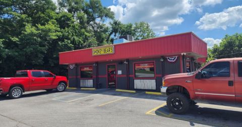 The Largest Pulled Pork Sandwich In Kentucky Can Be Found At Smokey Bears Barbecue