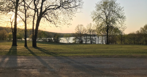 Explore This Easy Trail Around Lake Hudson In Oklahoma