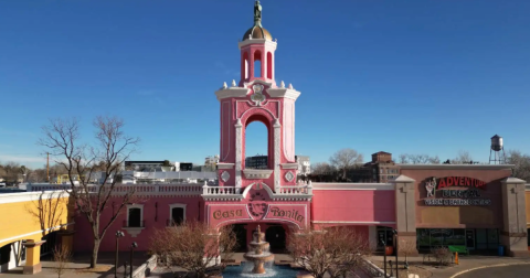 With An Arcade, Cliff Divers, A Secret Cave, & More, This Incredible Restaurant In Colorado Is Perfect For Families