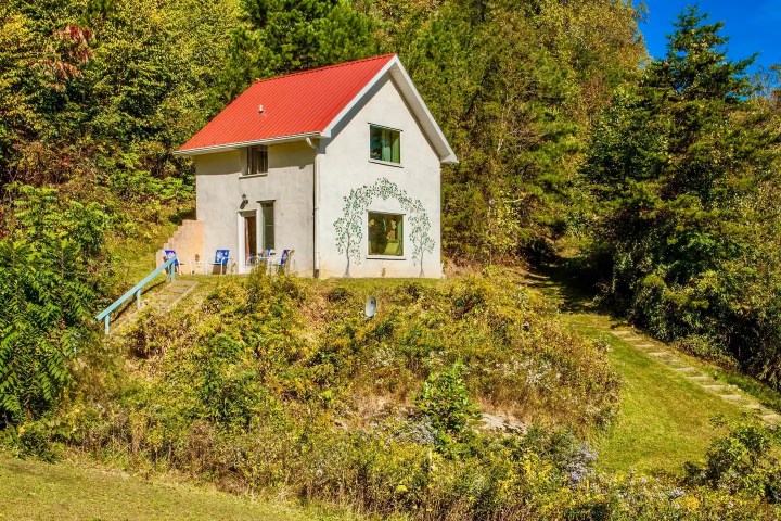 rural Airbnb in North Carolina